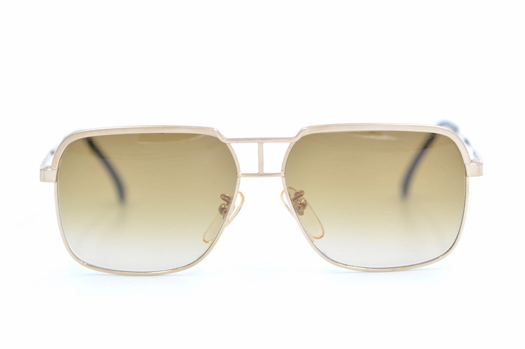 Yves Saint Laurent 30-3121 Limited Stock Alert