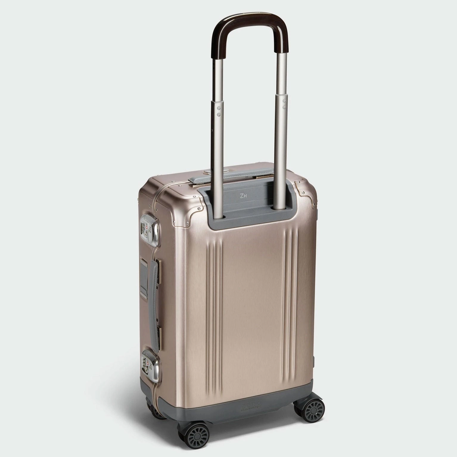 Mega Hot Offer Zero Halliburton Pursuit Aluminum International Carry-On Case