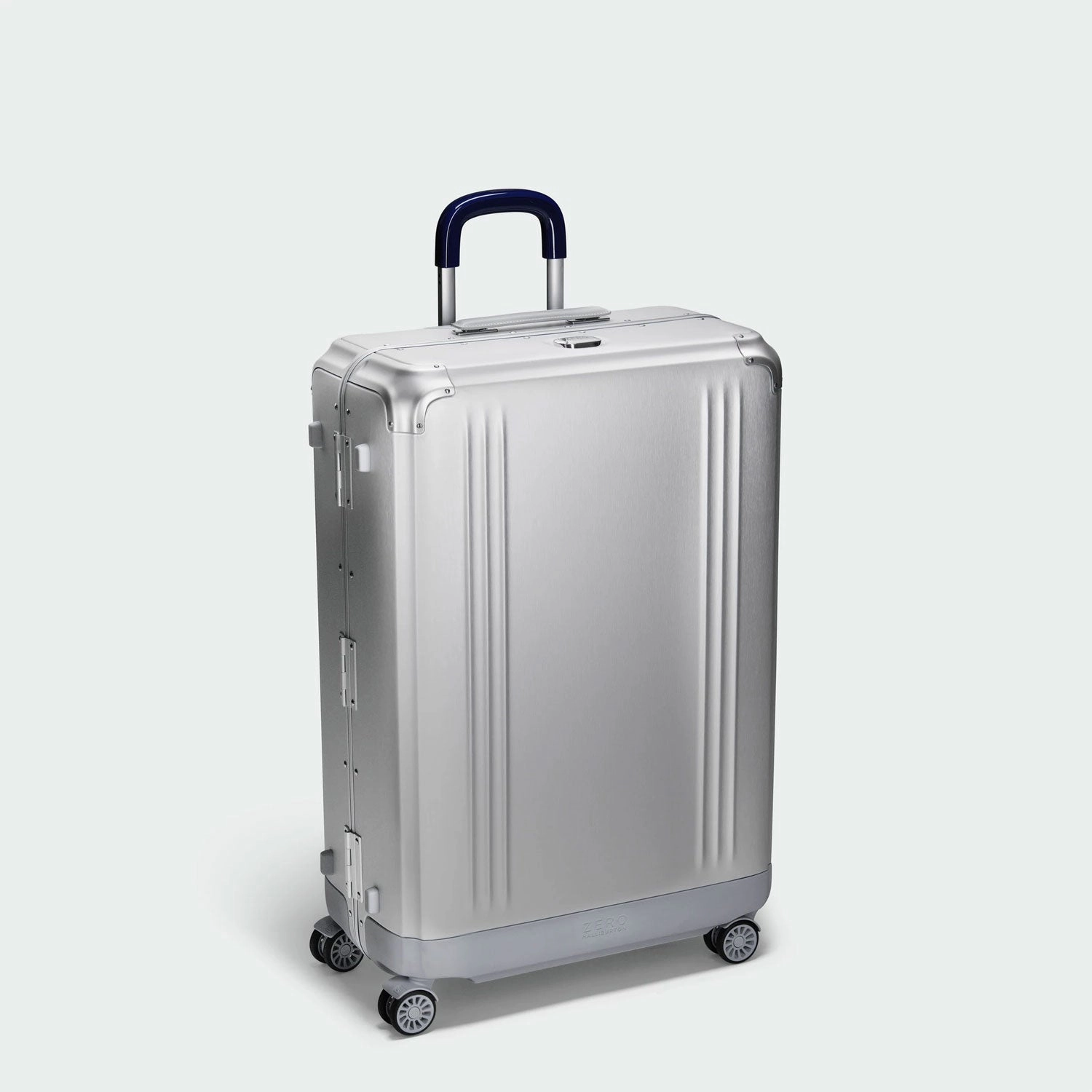 Zero Halliburton Pursuit Aluminum Medium Travel Case Silver Clearance Savings Now Exclusive Deal Inside